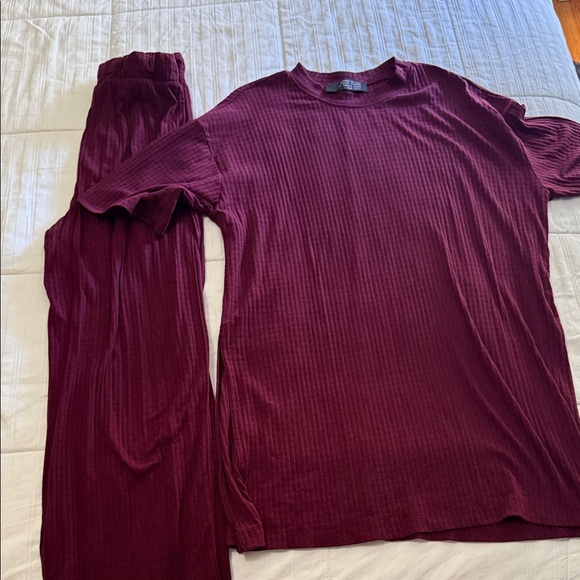 Burgundy Ribbed Lounge Set - Picture 3 of 5